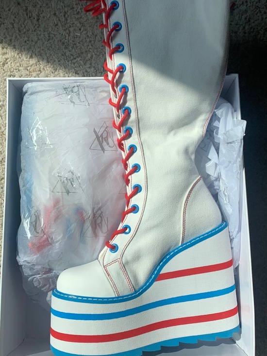 YRU Shoes - Hello Kitty YRU Detention Boots